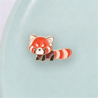 Adorable broche en émail en forme de panda rouge de dessin animé pour veste, sac à dos et tenue décontractée, accessoire de décoration tendance