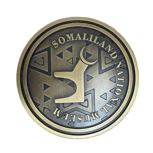 <span class=keywords><strong>Plaque</strong></span> et signalétique en <span class=keywords><strong>laiton</strong></span> de forme personnalisée, moderne, <span class=keywords><strong>professionnelle</strong></span> et de haute qualité pour usage commercial - Product Image 4