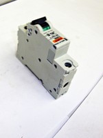 Plc New 1 Pole Cat-mg24431 8amp 13337el pour produit sous garantie
