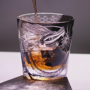 <span class=keywords><strong>Verres</strong></span> à whisky de style japonais Edo Kiriko, coupés à la main, <span class=keywords><strong>verres</strong></span> à whisky à l'ancienne avec gravure de cylindre en cristal coloré - Product Image 4