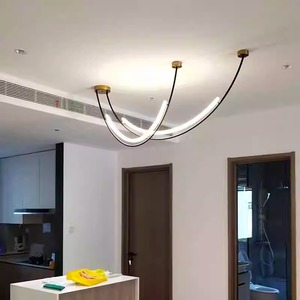 Lámpara Colgante de Diseño Artístico Creativo, Estructura Ligera, Forma Ovalada, Cuerpo Dorado, Fuente de Luz LED, para Cocina Moderna Minimalista - Product Image 4
