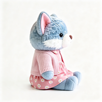 Adorable renard bleu en peluche dans une jolie robe fleurie, pure excès de mignonnerie, animal en peluche renard, jouet en peluche renard doux