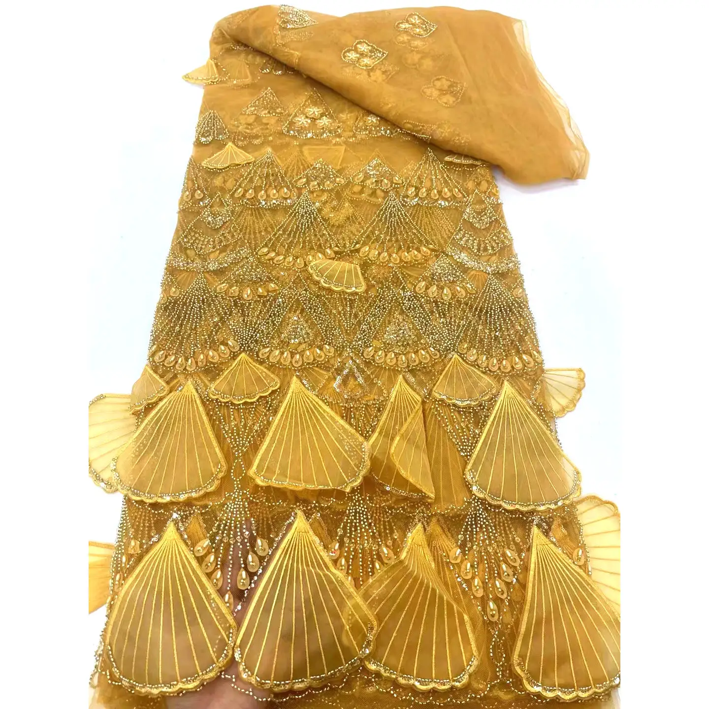 Commercio all'ingrosso elegante di lusso lucido con paillettes e perline Tulle maglia tessuto ricamato per decorazione di abbigliamento