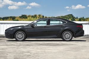 Nouvelle voiture chinoise 2026, berline à essence Toyota Camry 2.0E Elite, version automatique, R17, conduite à gauche, moteur turbo, toit panoramique, à vendre - Product Image 4