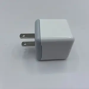 מטען נסיעות עם שני יציאות USB באיכות גבוהה A+C תקע מטען קיר מהיר 30W PD מתאם טעינה מהירה טלפון נייד 30W כוח פלט