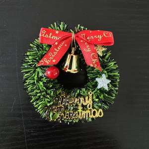 ของตกแต่งเค้กรูปพวงมาลัยต้นคริสต์มาส พร้อมธงและการ์ด วัสดุผ้า ขนาด 10x10x10 ซม. - Product Image 6
