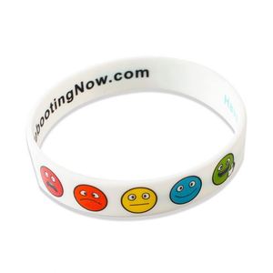 กำไลข้อมือยางซิลิโคนแฟชั่นโลโก้แบบกำหนดเอง โรงงาน OEM รับผลิตกำไลข้อมือซิลิโคนโลโก้ตามสั่ง - Product Image 4