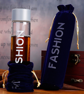 <span class=keywords><strong>Bouteille</strong></span> <span class=keywords><strong>d</strong></span>'<span class=keywords><strong>eau</strong></span> en verre en forme de <span class=keywords><strong>voss</strong></span>, de 400ml, avec logo personnalisé imprimé, avec sac en tissu, pour jus, <span class=keywords><strong>prix</strong></span> <span class=keywords><strong>d</strong></span>'usine - Product Image 3