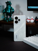 Realme 15 Pro 6,8'' 144Hz Snapdragon 7 Gen 4 50MP Triple Camera 7000mAh High-End 5G GSM/LTE Android 15 Smartphone