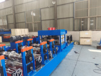 Machine de profilage de poutres W pour garde-corps routiers, ligne de production à deux ou trois ondes, 1,5-2,5 mm, moteur de charge, contrôle PLC, marque RFM