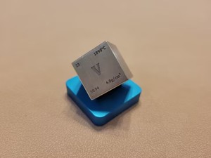 Hot bán V cube Kim Loại Cubes với hình vuông màu xanh AL đứng AL chủ - Product Image 2