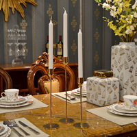 Candelabro Chino Dorado para Velas Cónicas, Candelabro Vintage de Aleación de Zinc, Clásico, Hecho a Mano, Nostálgico y Romántico