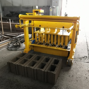 ماكينة تشكيل كتل الإسمنت الهيدروليكية المتنقلة الكبيرة والصغيرة ، ماكينة تشكيل كتل الإسمنت المجوفة ، ماكينة صنع الطوب بمحرك الخرسانة الخام - Product Image 3