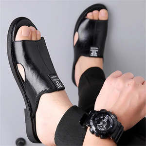 Nuove <span class=keywords><strong>Scarpe</strong></span> da Spiaggia <span class=keywords><strong>per</strong></span> <span class=keywords><strong>Uomo</strong></span> 2026 <span class=keywords><strong>con</strong></span> Design Traforato Traspirante Antiscivolo, Sandali Casual in Speciale Tessuto in Microfibra - Product Image 5