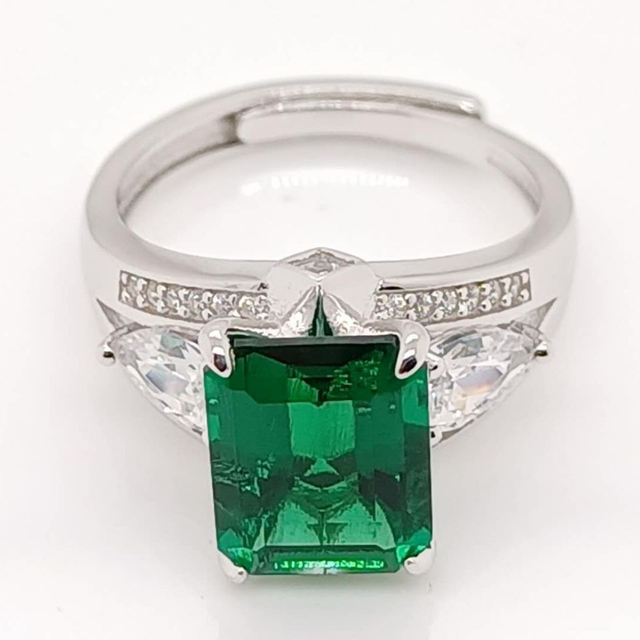 Cushion Cut 2.9ct Lab Grown Emerald Ring Elegance Jewelry in S925 Silver Emerald Wedding Engagement Rings