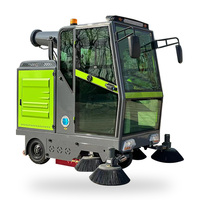 Balayeuse de voirie électrique autoportée 2000 mm, machine de nettoyage de sols industrielle, bac à poussière 180 L, camion de balayage à changement de vitesse intelligent