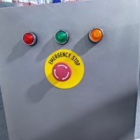 Helper Nieuwe Commerciële Vleesemulgator Machine 4000kg/u Capaciteit 55kW Vermogen Hoge Efficiëntie voor Vleesverwerking en Nat Huisdierenvoer