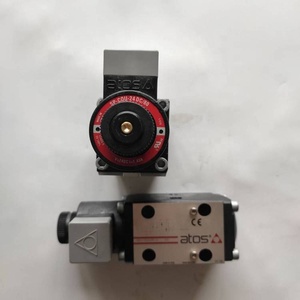 NUEVO - Válvula Direccional Atos DHU-0711 SDKE-1711 WDHU-0711-P HM-011/350 DHI-071123S SHG-033/210 SDKE-1711 NE - Product Image 2