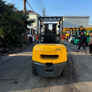 Good Working Condition Komatsu FD30 3 Ton 3 stages mast with sid shift Diesel Forklift Used Second-Hand Small Komatsu Forklifts - Product Image 6