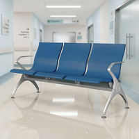 Chaises d'attente triples de luxe en cuir PU pour aéroports, avec accoudoirs et pieds en alliage d'aluminium, durables et confortables pour hôpitaux et aéroports