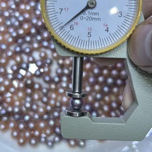 Perlas nucleadas de agua dulce coloridas de 6-7 mm de Zhuji, perlas naturales sueltas sin pulir con luz intensa, casi perfectas, ligeramente defectuosas - Product Image 4