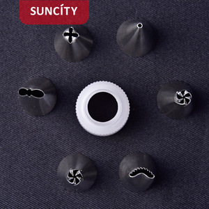 Suncity Piping Nozzle Set Round Metal Tips For Cake Decorating Disposable Bag Use - Product Image 3