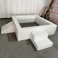 Ensemble de jeux d'intérieur et d'extérieur de luxe pour tout-petits, équipement de jeu en mousse souple, piscine à balles blanche, premium pour bébés et enfants