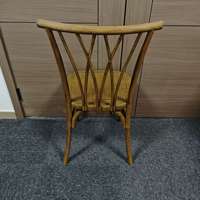 Chaise d'événement en résine grain de bois marron, style saule bouclé, démontable, robuste, pour décoration de fête extérieure et mariage, vente en gros