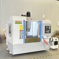 Offre Spéciale XH7126 petite fraiseuse CNC 3 axes de haute précision fraiseuse pour le traitement des métaux