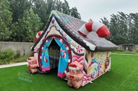 Tente gonflable de Noël en forme de maison de pain d'épices, Grotte gonflable du Père Noël, Maison de bonbons avec bonhomme de pain d'épices, Maison gonflable de Noël