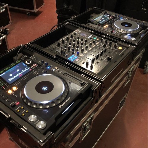 281Pioneer DJ seti 2x CDJ nx2 nxs2 2 1x DJM 2000 Nexus