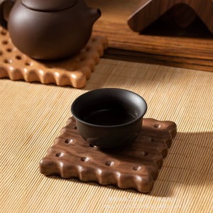 Wooden Cookie Shaped <b>Teacup</b> Coaster Creative Heat Insulating Mat For Coffee Mug Tea Tray Solid Wood Irregular Shape - Product Image 2