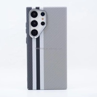Étui de téléphone en fibre de carbone gaufrée grise pour Samsung S27 Ultra, étui de téléphone magnétique puissant lumineux, coque rigide en PC au toucher agréable