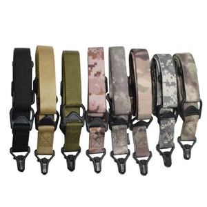 สายสะพายไนลอนและโพลีเอสเตอร์แบบปรับได้สำหรับยุทธวิธี ป้องกันการหล่น พร้อมตัวยึดกล้องและอุปกรณ์เสริม - Product Image 2