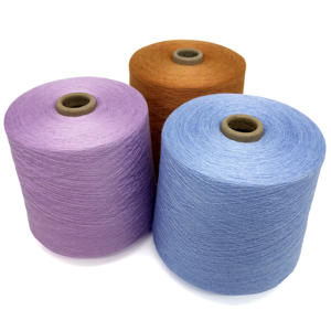 Prix attractif Nouveau type 28S/2 Fil brillant de haute qualité 50% viscose 22% nylon 28% polyester Fil à âme filée - Product Image 3