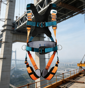 เข็มขัดนิรภัยแบบเต็มตัวสำหรับปีนเขา วัสดุโพลีเอสเตอร์ สำหรับงานกู้ภัยจากไฟไหม้บนต้นไม้ ขายส่งจากโรงงาน คุณภาพระดับมืออาชีพ หนาและทนทาน - Product Image 1