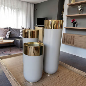 Soporte <span class=keywords><strong>de</strong></span> maceta artificial <span class=keywords><strong>de</strong></span> acero alto, jarrones <span class=keywords><strong>de</strong></span> flores <span class=keywords><strong>de</strong></span> cilindro dorado grande <span class=keywords><strong>para</strong></span> decoración del hogar <span class=keywords><strong>para</strong></span> mejorar el diseño <span class=keywords><strong>de</strong></span> interiores - Product Image 1