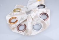 2025 nouveau coloré porter Durable en plastique rideau anneau oeillet tringles à rideaux en gros draperie matériel rideau anneau oeillet