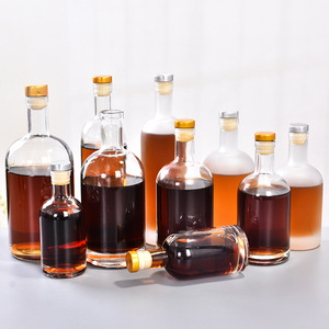 Botellas de Vidrio Cristalino de 750 ml para Licores Nórdicos Nocturne, para Vodka, Whisky, Ginebra, con Corcho - Product Image 2