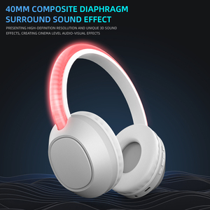 Casque de jeu sans fil supra-auriculaire à LED lumineux avec microphone pour téléphone portable et course nocturne - Product Image 3