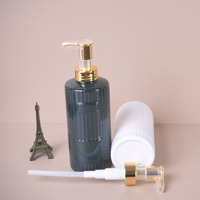 Bouteille en plastique de luxe pour animaux de compagnie 500ml 800ml Conteneur de shampooing vide pour cheveux Lotion de lavage pour le corps Bouteille à pompe de placage