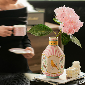 Vaso in Ceramica a Doppia Faccia con Notturna e Rosa Disegnati a Mano, Ispirato ad Oscar Wilde, Vaso Creativo Ornamento da Tavolo per Soggiorno - Product Image 2