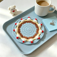 Sous-verre en fil crocheté fait main motif cerise mignon, dessous de tasse, décoration de table basse, support résistant à la chaleur, dessous de gâteau