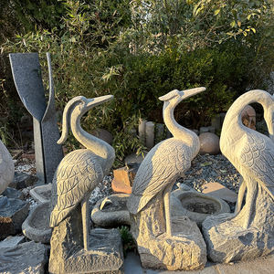 Vente en gros de statue en pierre de grue sculptée à la main de style moderne sculpture d'oiseau animal extérieur pour ornements de jardin - Product Image 3