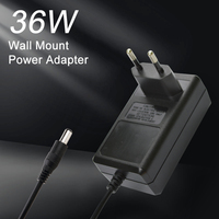 Alimentation murale AC/DC à expédition rapide 12V 2.5A 30W Adaptateur avec prises AU EU US UK pour bande LED, éclairage de Noël, électronique