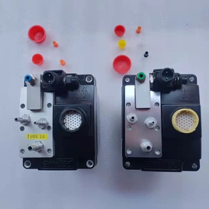 Pompe doseuse d'urée (DEF) Emitec neuve 12V noire UDS 2.5 CES A034J232 5273337 pour le marché secondaire - Product Image 2