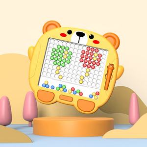 Il più nuovo doodle magnetic dot drawing board kid DIY creative colorful beads art drawing toy magnet painting board con penna magnetica - Product Image 2