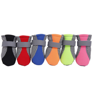 Chaussures <span class=keywords><strong>pour</strong></span> <span class=keywords><strong>chien</strong></span> en nylon respirant et écologique, antidérapantes, imperméables, chaudes, réfléchissantes, design moderne en caoutchouc, bottes <span class=keywords><strong>pour</strong></span> <span class=keywords><strong>chien</strong></span>, <span class=keywords><strong>patte</strong></span> - Product Image 5