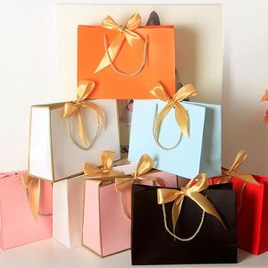 Sacs de courses en papier kraft classiques durables et personnalisés Imaiwill de luxe avec poignées en ruban et logo imprimé UV pour les anciens étudiants/les diplômés/la famille - Product Image 4