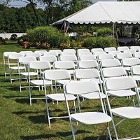 Chaises pliantes blanches en plastique pour événements, location en gros, portables, pour banquets et mariages en extérieur